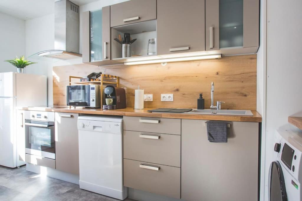 Bel Appartement Lumineux Proche Du Centre-Ville ดูเอ ภายนอก รูปภาพ
